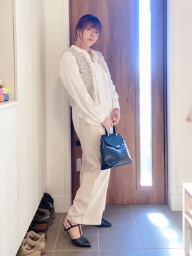 「アイテム（リング）」を使った、ANNAさん（レディース・166cm）の秋コーディネート