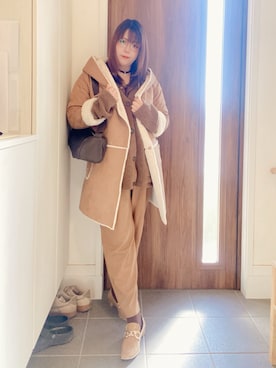 「アイテム（ムートンコート）」を使った、ANNAさん（レディース・166cm）の冬コーディネート