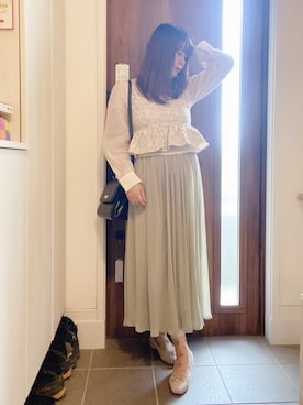 「アイテム（バレエシューズ）」を使った、ANNAさん（レディース・166cm）の秋コーディネート
