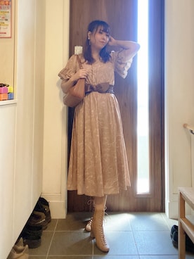 「アイテム（ピアス（両耳用）、ベージュ系）」を使った、ANNAさん（レディース・166cm）の秋コーディネート