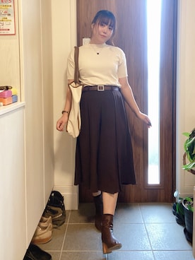 「アイテム（腕時計）」を使った、ANNAさん（レディース・166cm）の秋コーディネート