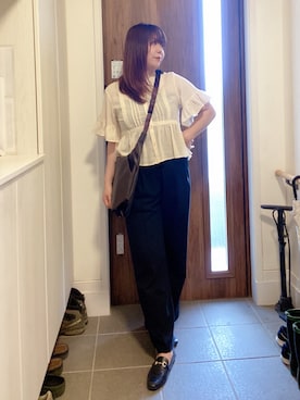 「アイテム（フレグランス）」を使った、ANNAさん（レディース・166cm）の春コーディネート