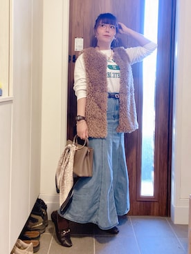 「アイテム（デニムスカート）」を使った、ANNAさん（レディース・166cm）の秋コーディネート