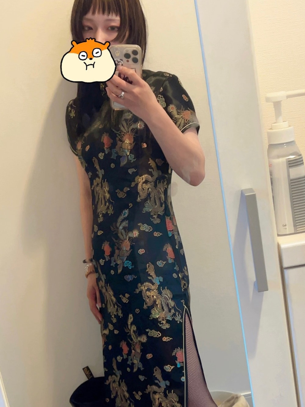 「大人コーデ、チャイナ、チャイナ服」｜「チャイナ服のアイテム（ワンピース/ドレス、ブラック系）」を使った、シャーロット・ぬまちさん（レディース・156cm）の夏コーディネートの1枚目の写真