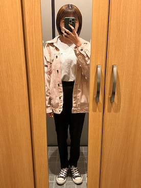 「アイテム（デニムジャケット、ピンク系）」を使った、みゆさん（レディース・153cm）の春コーディネート