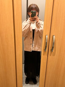 「アイテム（デニムジャケット、ピンク系）」を使った、みゆさん（レディース・153cm）の春コーディネート