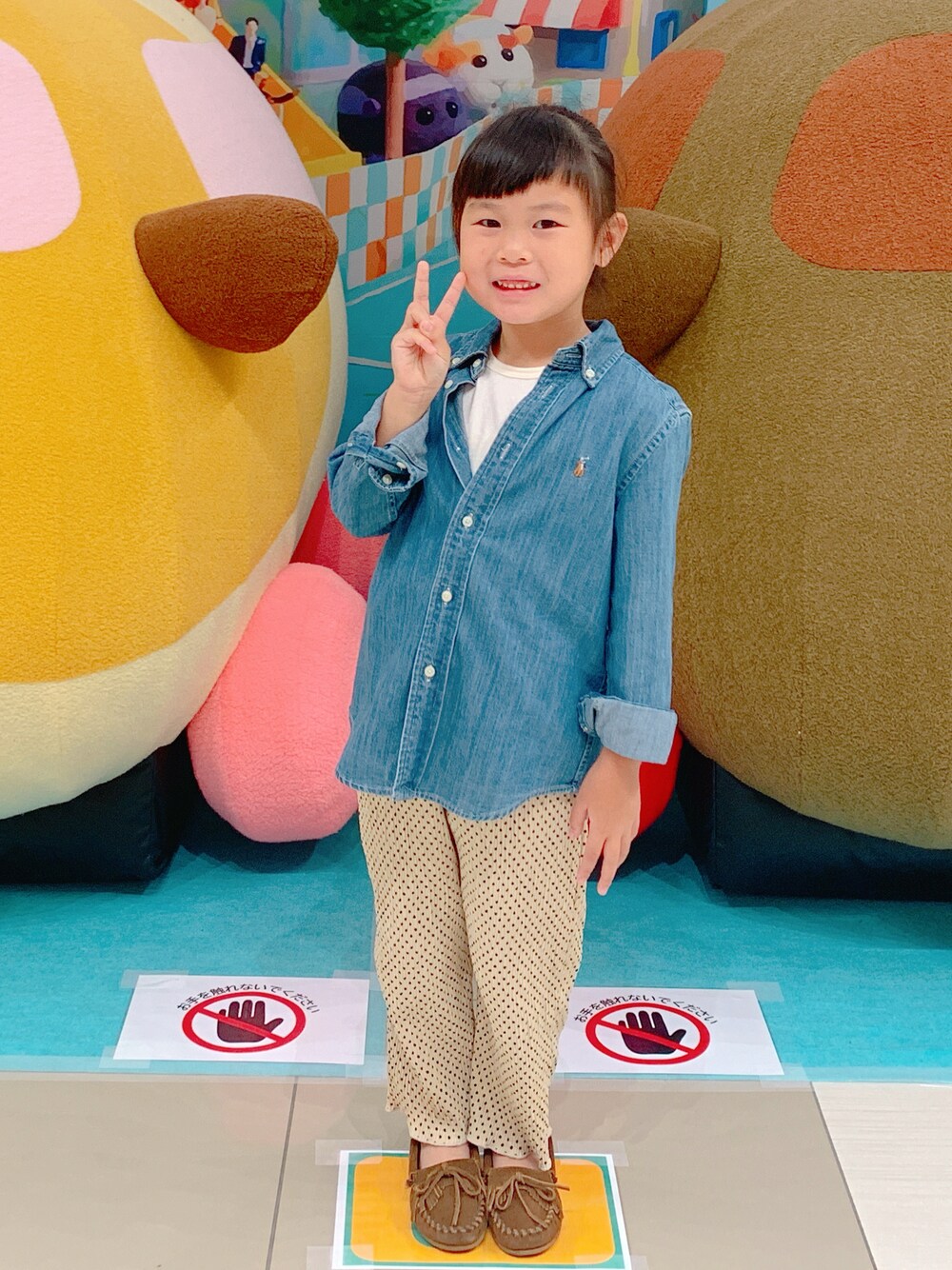 「キッズファッション、カジュアルコーデ、おんなのこ」｜「POLO RALPH LAURENのクラシック フィット デニム シャツ（シャツ/ブラウス、ブルー系）」を使った、mahinaさん（キッズ・120cm）の秋コーディネートの1枚目の写真