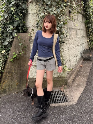 「sobak studio(ソバクスタジオ)のワイドネックロングT / Wide Neck Long Tee(Tシャツ/カットソー)」を使った、ユイカさん(レディース・160cm)の秋コーディネート
