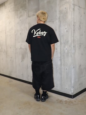 「KEBOZ（ケボズ）のICON S/S TEE【入荷禁止】（Tシャツ/カットソー、ブラック系）」を使った、Neoさん（メンズ・172cm）の春コーディネート