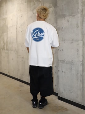 「KEBOZ（ケボズ）のBB S/S TEE（Tシャツ/カットソー、ホワイト系）」を使った、Neoさん（メンズ・172cm）の春コーディネート