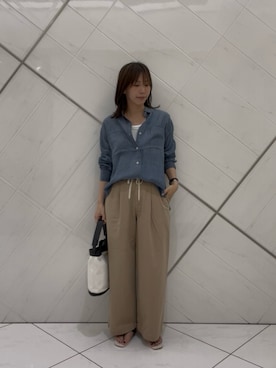「URBAN RESEARCH DOORS（アーバンリサーチドアーズ）のシアーデニムシャツ（シャツ/ブラウス）」を使った、yuiさん（レディース・167cm）の夏コーディネート