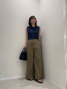 「アイテム（チノパンツ）」を使った、yuiさん（レディース・167cm）の夏コーディネート