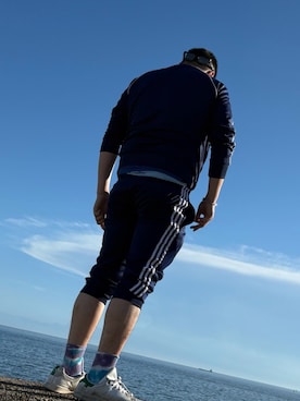「アイテム（スウェットパンツ、ブルー系）」を使った、matumotohi1011さん（メンズ・185cm）の夏コーディネート