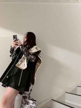 「アイテム（ヘアバンド）」を使った、Miyuさん（レディース・155cm）の秋コーディネート