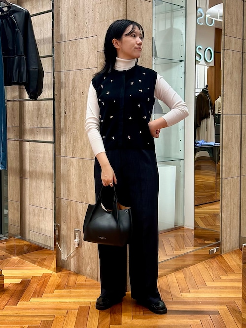 セール】ビジューニットベスト（ニット/セーター）｜URBAN RESEARCH