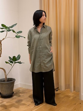 「URBAN RESEARCH DOORS（アーバンリサーチドアーズ）の『WEB/一部店舗限定カラー』ラミーコットンビックシャツ（シャツ/ブラウス、グリーン系）」を使った、sasakiさん（レディース・161cm）の春コーディネート