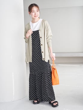 「アイテム（バッグ、オレンジ系）」を使った、ななこさん（レディース・151cm）の冬コーディネート