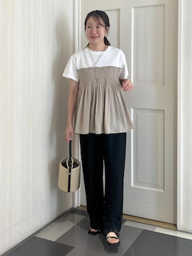 「ROPE' PICNIC（ロペピクニック）の【ベストヒット】シャーリングドッキングハーフスリーブカットソー（Tシャツ/カットソー、ベージュ系）」を使った、ななこさん（レディース・151cm）の夏コーディネート