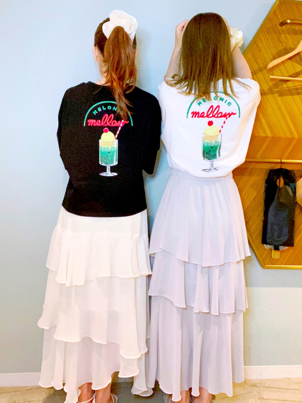 「今日のコーデ、ゆるコーデ、プチプラ、summer、夏、高身長女子、ティアード、ティアードスカート、GU、GUコーデ」｜「GUのアイテム（Tシャツ/カットソー、ホワイト系）」を使った、このままベルミィさん（レディース・160cm）の夏コーディネートの1枚目の写真