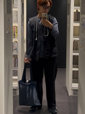 「アイテム（ベスト）」を使った、翔太郎さん（メンズ・175cm）の秋コーディネート