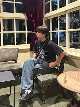 「Theater code（シアターコード）のstuds denim pant / スタッズ デニムパンツ ワイドストレート（デニムパンツ）」を使った、翔太郎さん（メンズ・175cm・10代）の秋コーディネート