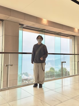「アイテム（ウォレットチェーン）」を使った、enokiさん（メンズ・166cm）の冬コーディネート