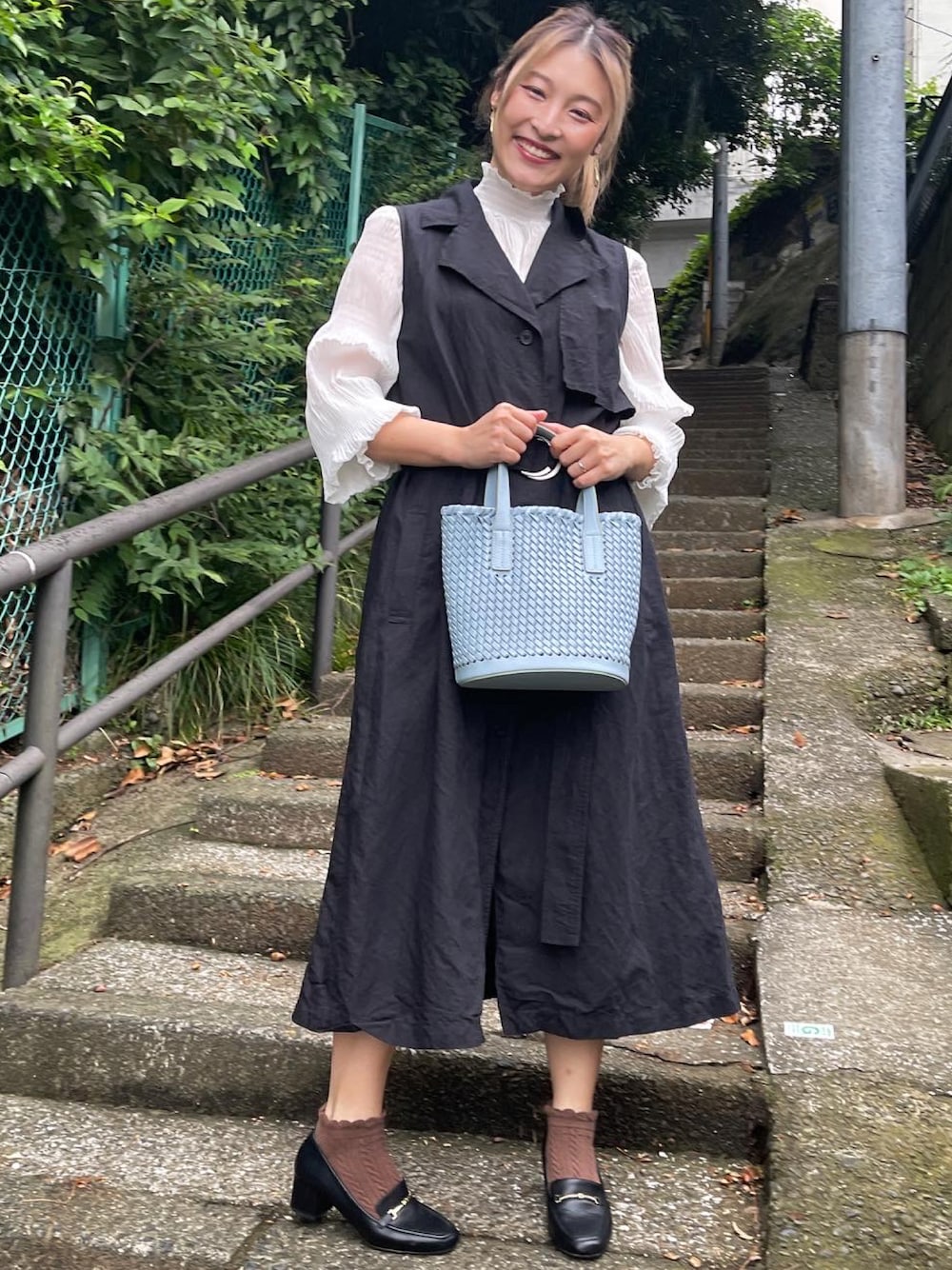 「オトナ女子、シンプルコーデ、きれいめコーディネート、キレイめコーデ、UNIQLO、休日コーデ、レイヤードスタイル、プチプラ、いいね、save、フォローお願いします🤑、大人カジュアル、オトナカワイイ、デート、秋ルック紹介するよ」｜「UNIQLOのアイテム（ジャケット/アウター、ブラック系）」を使った、ゆきのん/YouTubeさん（レディース・156cm）の秋コーディネートの1枚目の写真