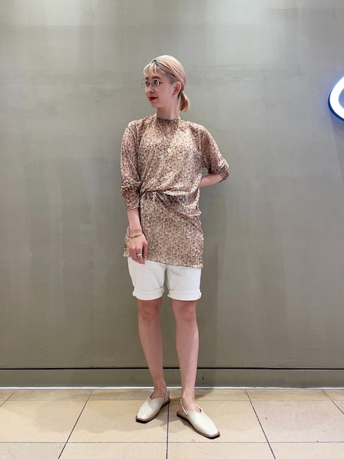 コウノナホさんのコーディネート