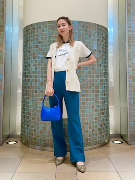 「アイテム（その他シューズ、グリーン系）」を使った、コウノナホさん（レディース・164cm）の夏コーディネート