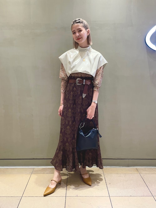 コウノナホさんのコーディネート