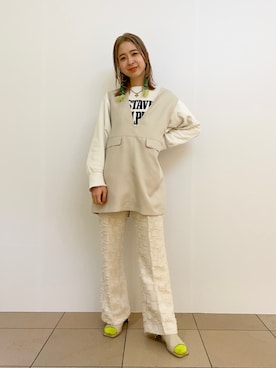 「アイテム（ソックス/靴下）」を使った、コウノナホさん（レディース・164cm）の春コーディネート