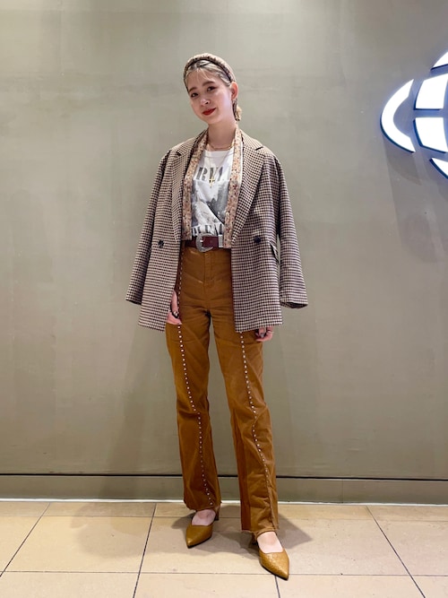 コウノナホさんのコーディネート