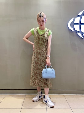 「アイテム（ボストンバッグ）」を使った、コウノナホさん（レディース・164cm）の夏コーディネート