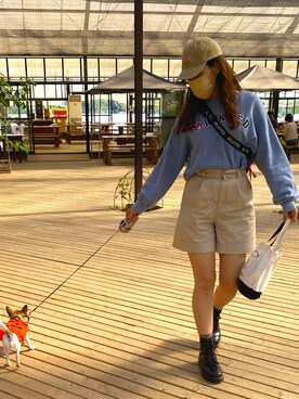 「アイテム（ボディバッグ/ウエストポーチ、レッド系）」を使った、あかりさん（レディース・171cm）の冬コーディネート