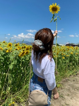 「ひまわり畑」｜「アイテム（パンツ）」を使った、saayuumiさん（レディース・148cm）の夏コーディネート