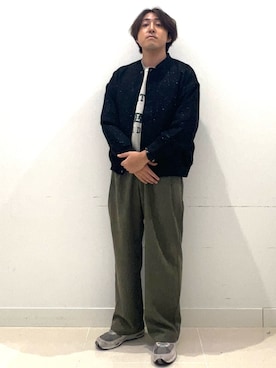 「カーキパンツ」｜shoさん（メンズ・173cm）の秋コーディネート