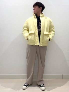 「イエロー」｜「アイテム（その他アウター）」を使った、shoさん（メンズ・173cm）の冬コーディネート