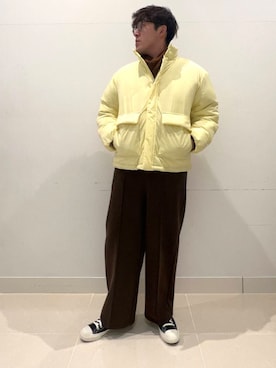「イエロー」｜「アイテム（その他アウター）」を使った、shoさん（メンズ・173cm）の冬コーディネート