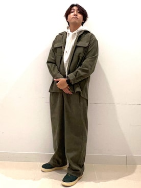 「アイテム（パーカー）」を使った、shoさん（メンズ・173cm）の秋コーディネート