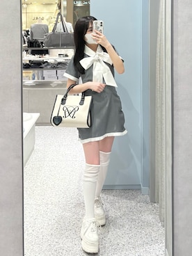 「OLIVE des OLIVE（オリーブデオリーブ）の【インフルエンサー企画】maki フロントZIPマルチリボンワンピ（ワンピース、グレー系）」を使った、yu22oliveさん（レディース・150cm）の春コーディネート