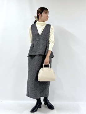 「アイテム（ジャンパースカート）」を使った、misaさん（レディース・160cm）の冬コーディネート