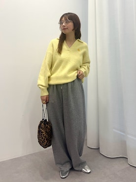 「AMERICAN HOLIC（アメリカンホリック）のポンチカーブパンツ（その他パンツ、グレー系）」を使った、nanaさん（レディース・161cm）の秋コーディネート