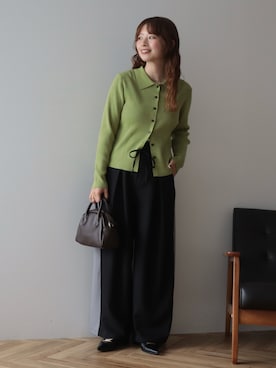 「AMERICAN HOLIC（アメリカンホリック）の【バイパチ】襟付きニット（ニット/セーター、グリーン系）」を使った、nanaさん（レディース・161cm）の秋コーディネート