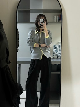 「UNIQLO（ユニクロ）のアイテム（スラックス、ブラック系）」を使った、中さん（レディース・156cm）の春コーディネート