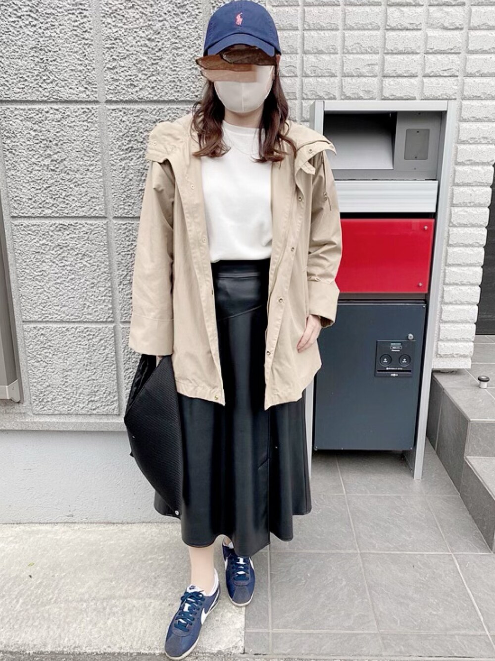 Spick & Span（スピックアンドスパン）の「テントラインフーディ