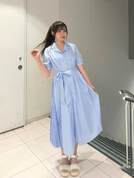 「MISCH MASCH（ミッシュマッシュ）の2026春夏新作 サイドプリーツテーラーワンピース（ワンピース、ブルー系）」を使った、名古屋パルコ店さん（レディース・156cm）の春コーディネート