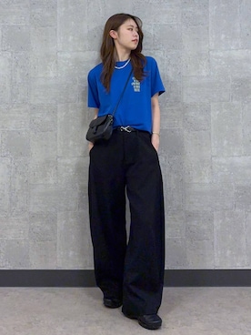 「RAGEBLUE（レイジブルー）のCurve Seam Barrel Pants/カーブシームツイルバレルパンツ（スラックス、ブラック系）」を使った、みさきさん（レディース）の春コーディネート