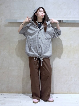 「アイテム（チノパンツ）」を使った、みさきさん（レディース・161cm）の夏コーディネート