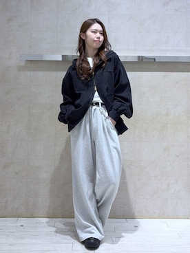 「アイテム（キーホルダー）」を使った、みさきさん（レディース・161cm）の秋コーディネート