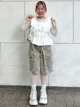 「w closet（ダブルクローゼット）の2WAYカーゴパンツ（その他パンツ、グリーン系）」を使った、wclo_ccn831さん（レディース・158cm）の春コーディネート